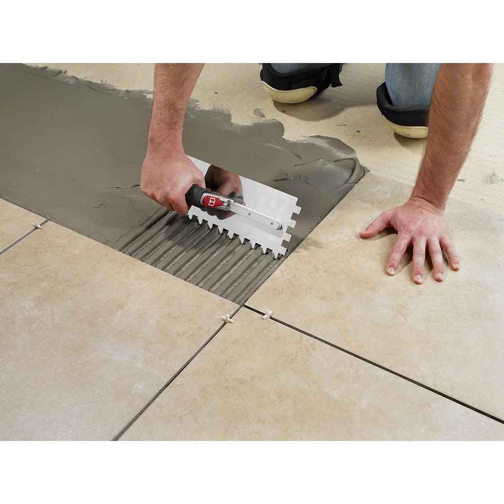 Quick-Tatch 1/2 X 1/2 X 1/2 In. Square-Notch Trowel - Image 2