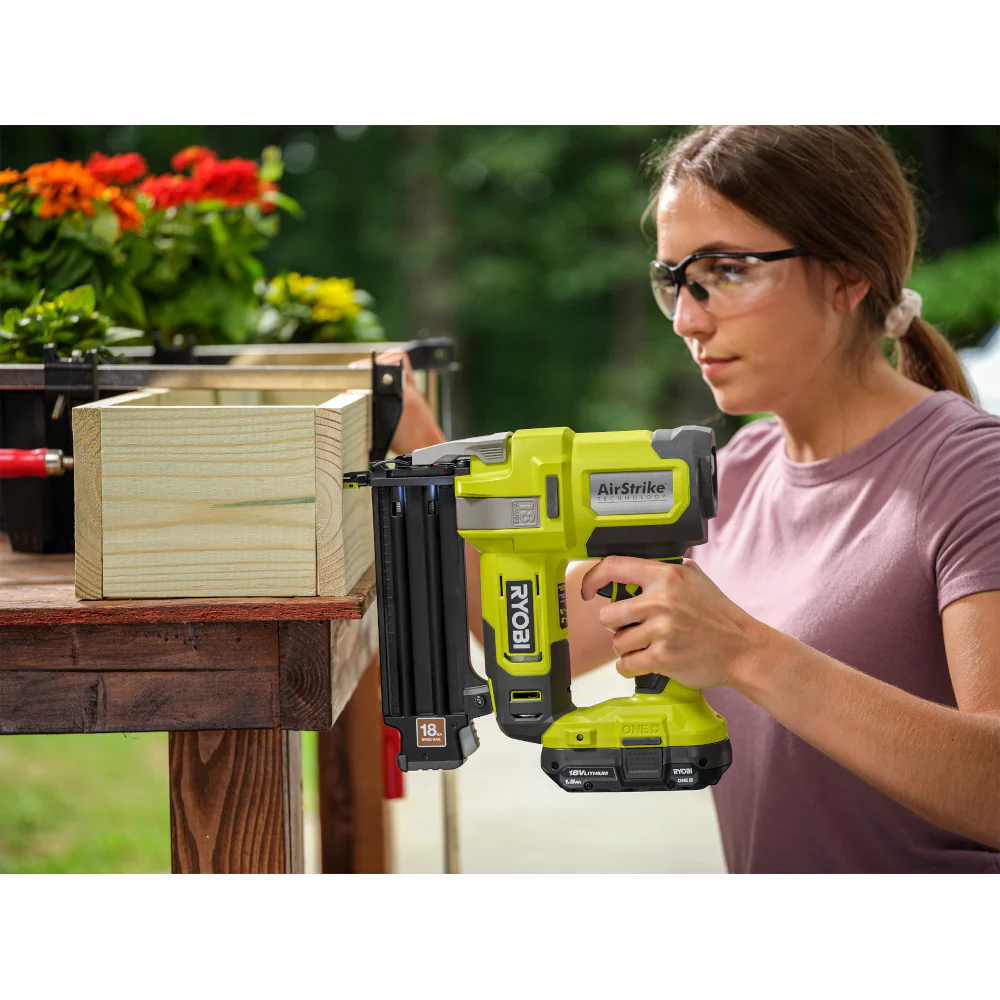 18V ONE+ AirStrike 18GA Brad Nailer Kit - Image 4