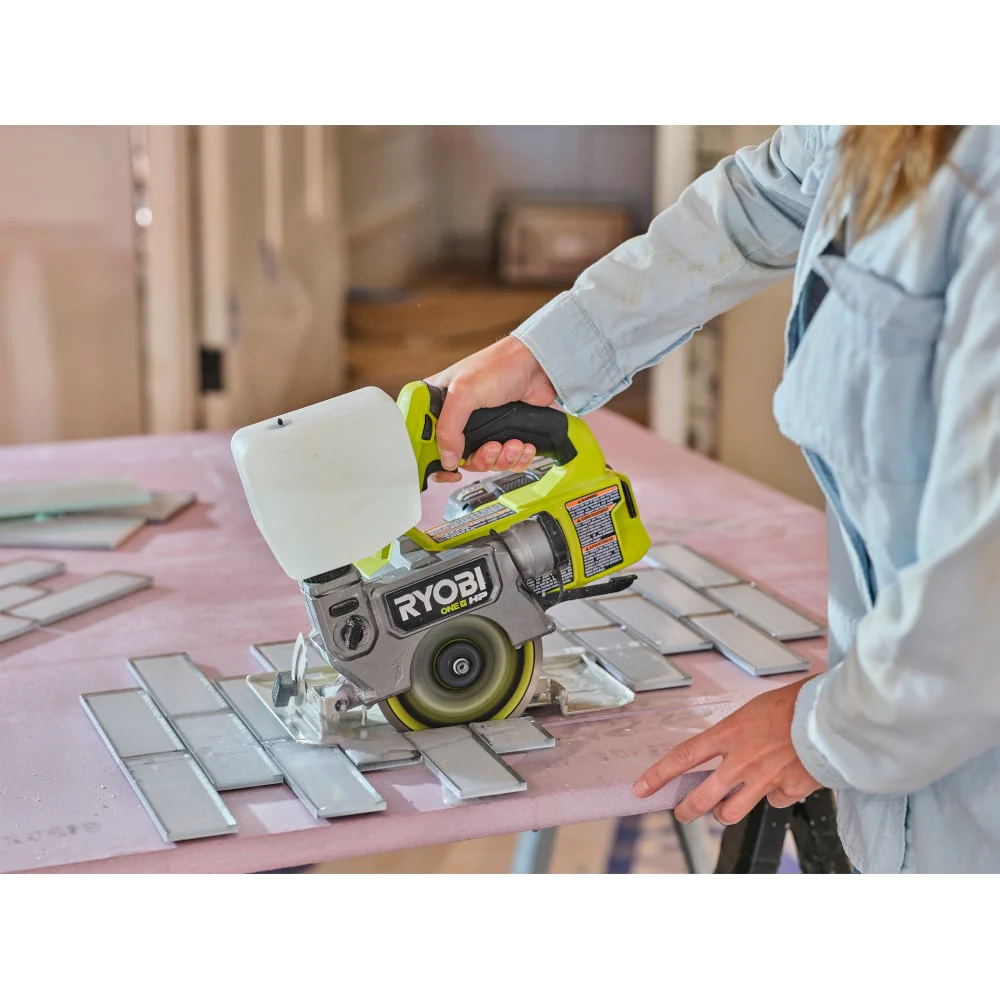 18V ONE+ HP Brushless 5" Handheld Tile/Masonry Saw Kit - Image 2