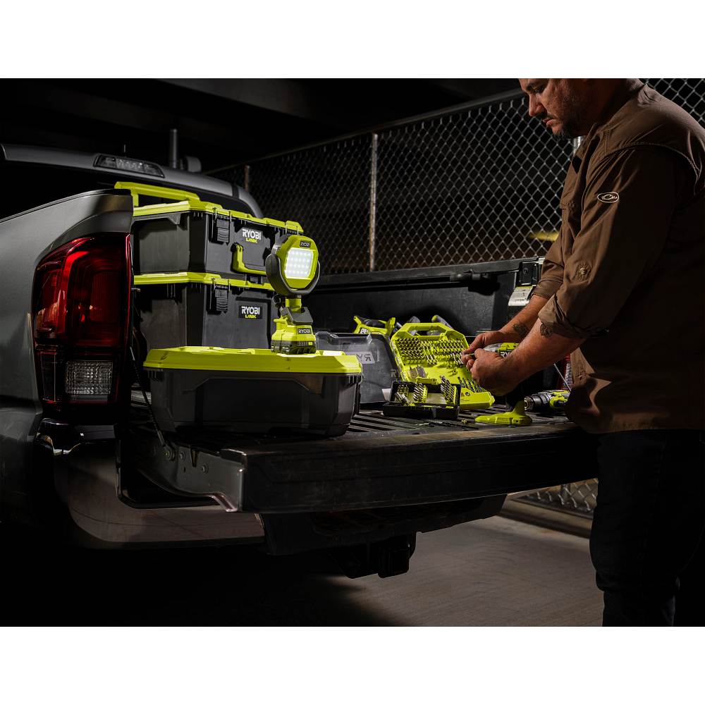 18V ONE+ Cordless LED Clamp Light - Image 3