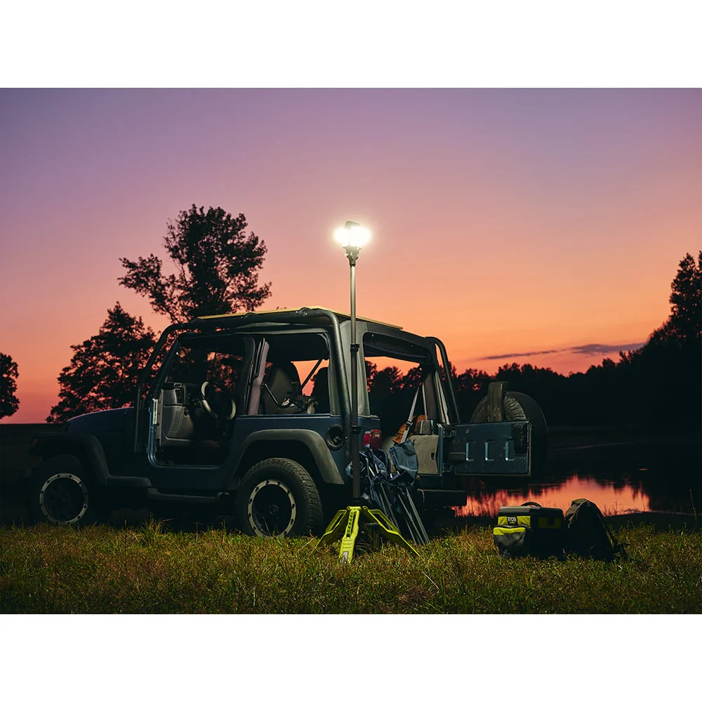 18V ONE+ TriPOWER Tripod LED Light - Image 4