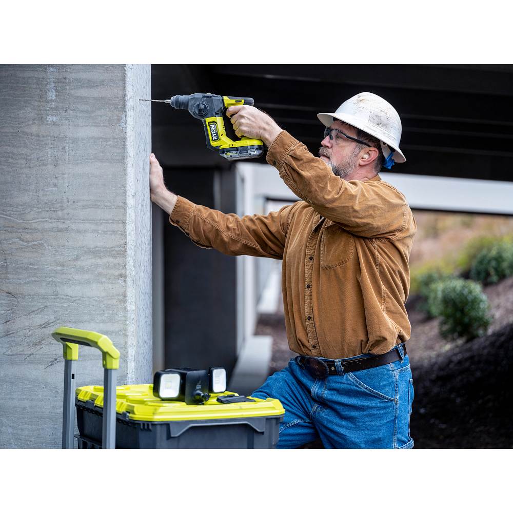 18V ONE+ HP Compact Brushless 5/8" SDS-Plus Rotary Hammer Kit - Image 2