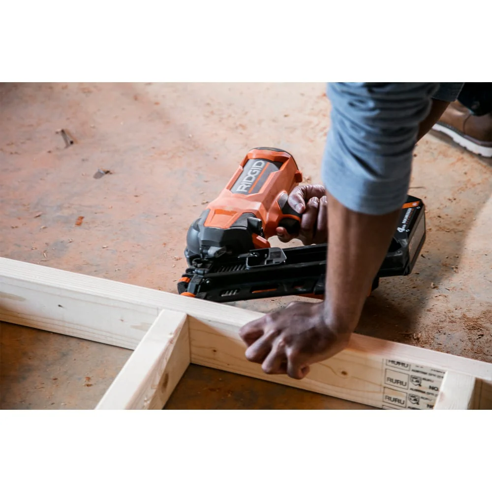 18V Brushless 21 Degree Framing Nailer Kit - Image 4