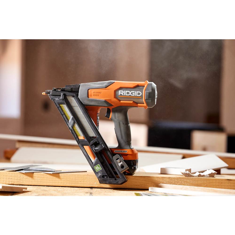 18V Brushless 15GA Angled Finish Nailer - Image 2