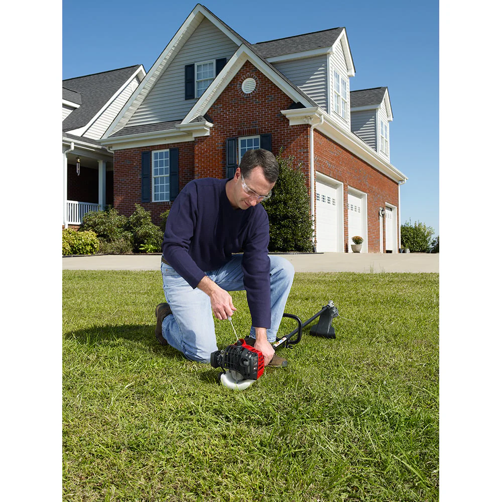 26cc 2-Cycle 17" String Trimmer - Image 2