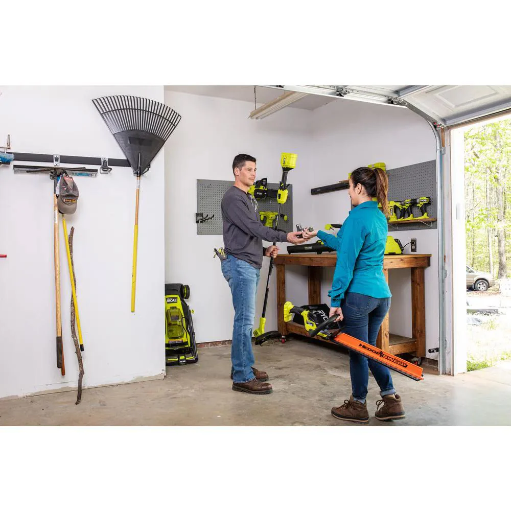 18V ONE+ HP Brushless 22" Hedge Trimmer Kit - Image 6