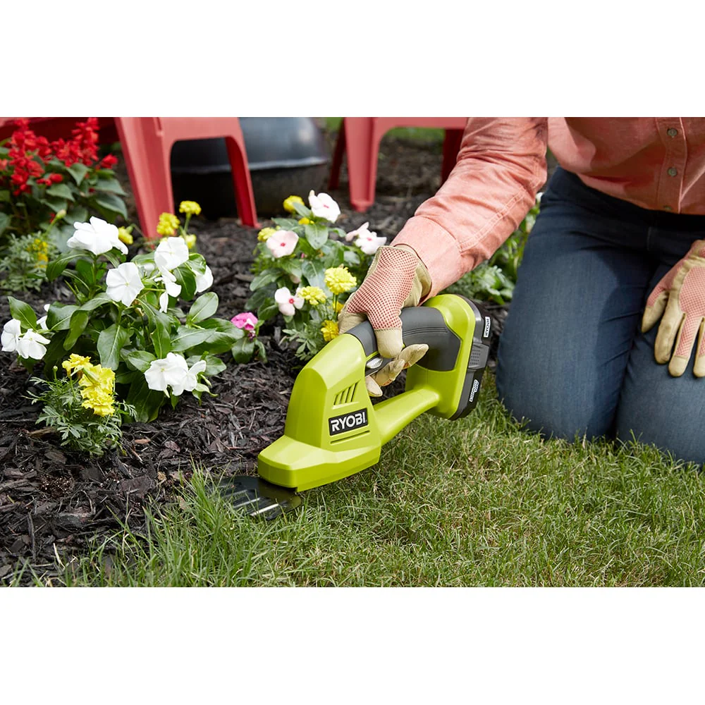 18V ONE+ Shear/Shrubber Kit - Image 5