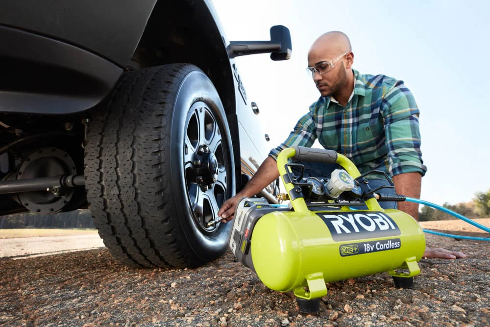18V ONE+ 1 Gallon Air Compressor - Image 6