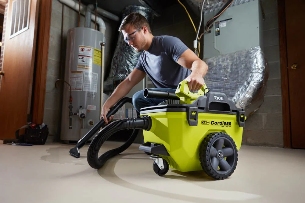 18V ONE+ 6 Gallon Wet/Dry Vacuum - Image 8