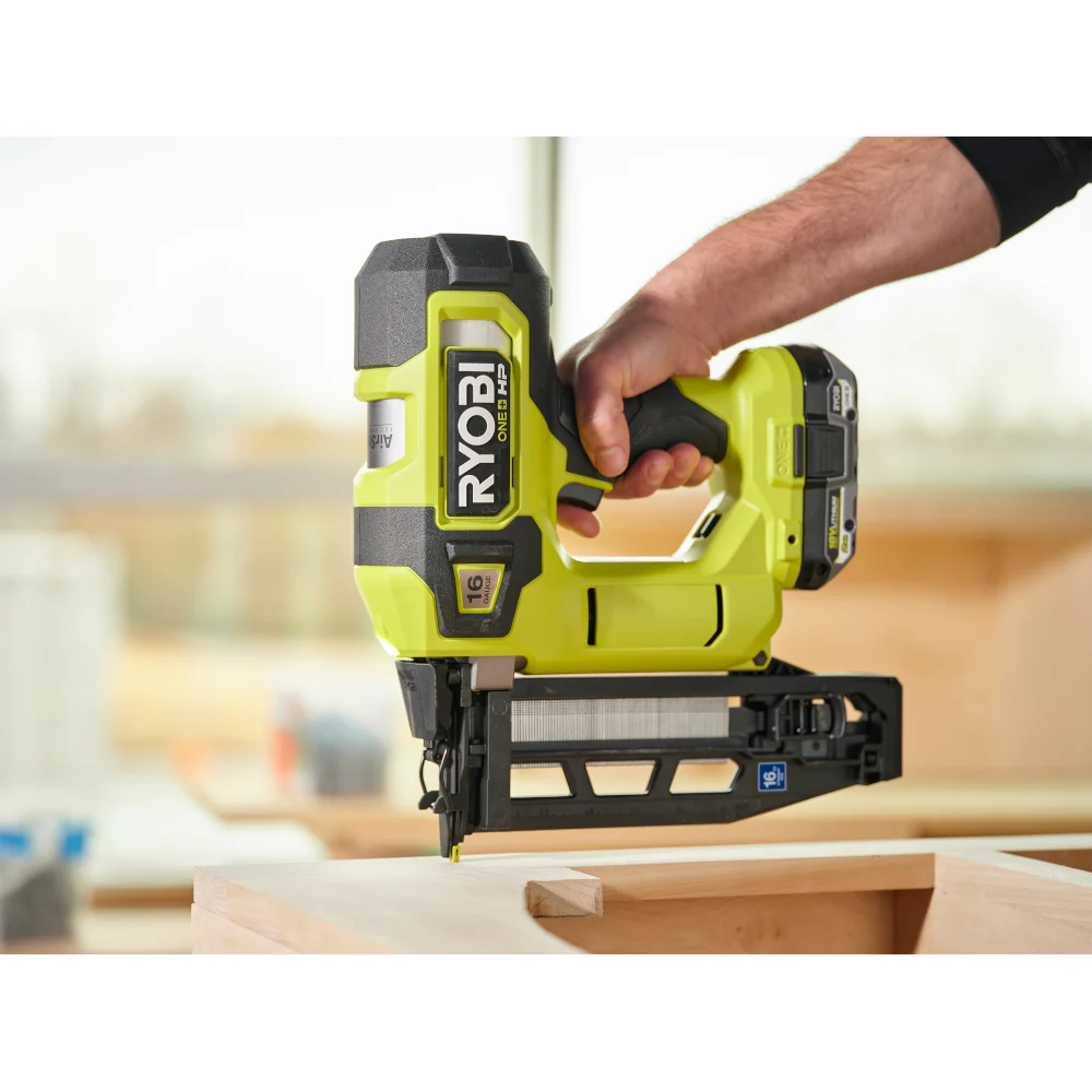 18V ONE+ HP Brushless AirStrike 16GA Straight Finish Nailer - Image 3