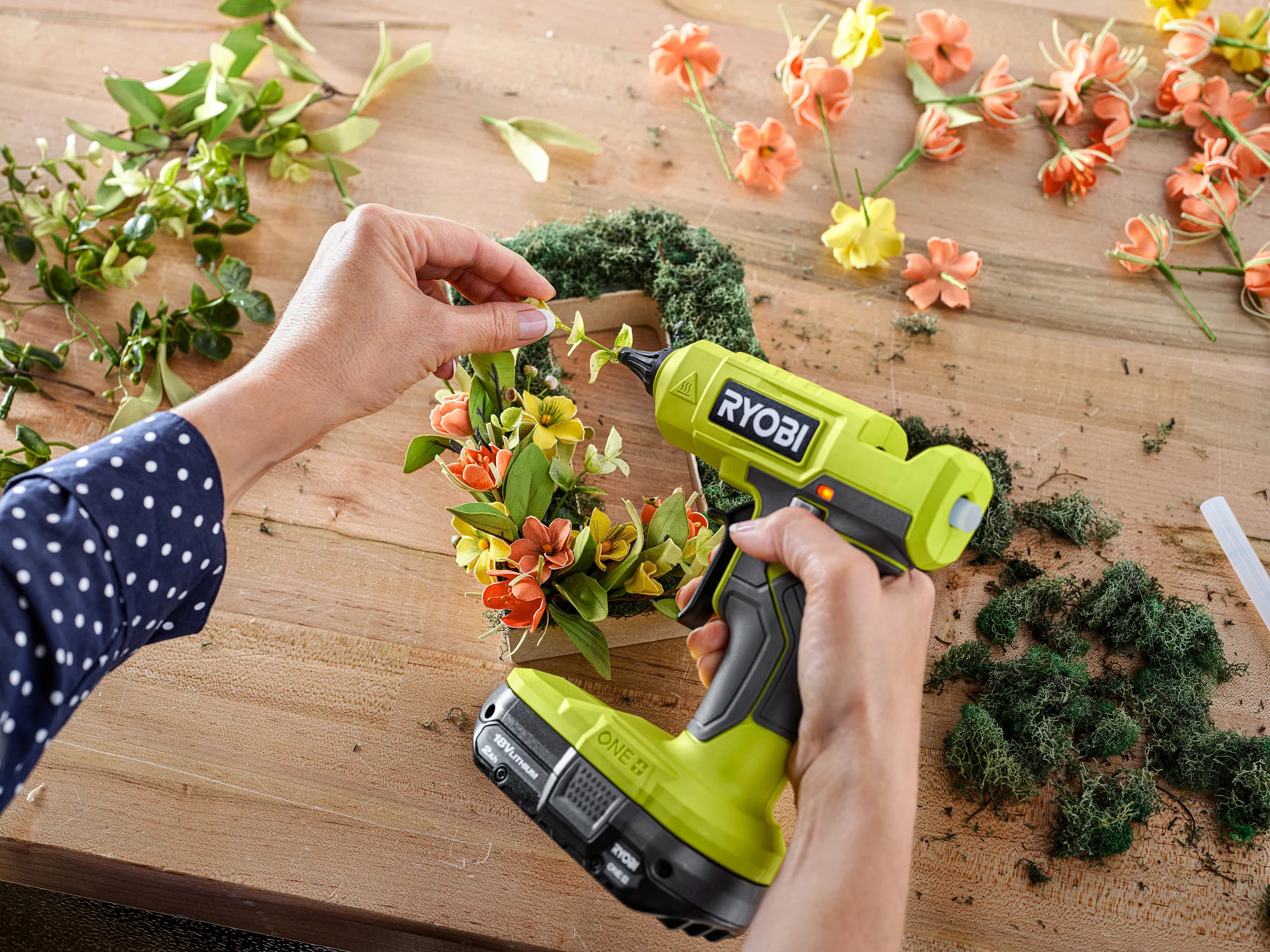 18V ONE+ Glue Gun - Image 8