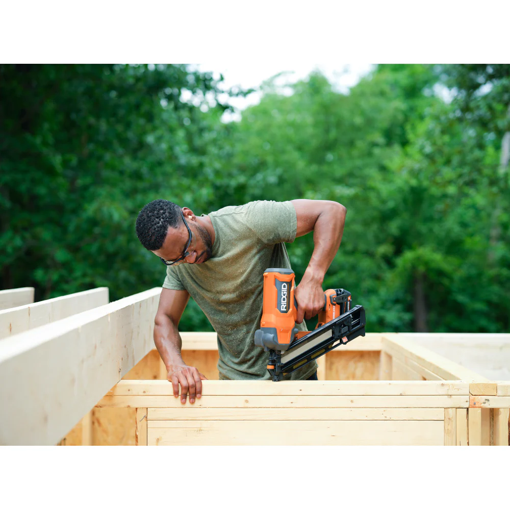 18V Brushless 30 Degree Framing Nailer - Image 3